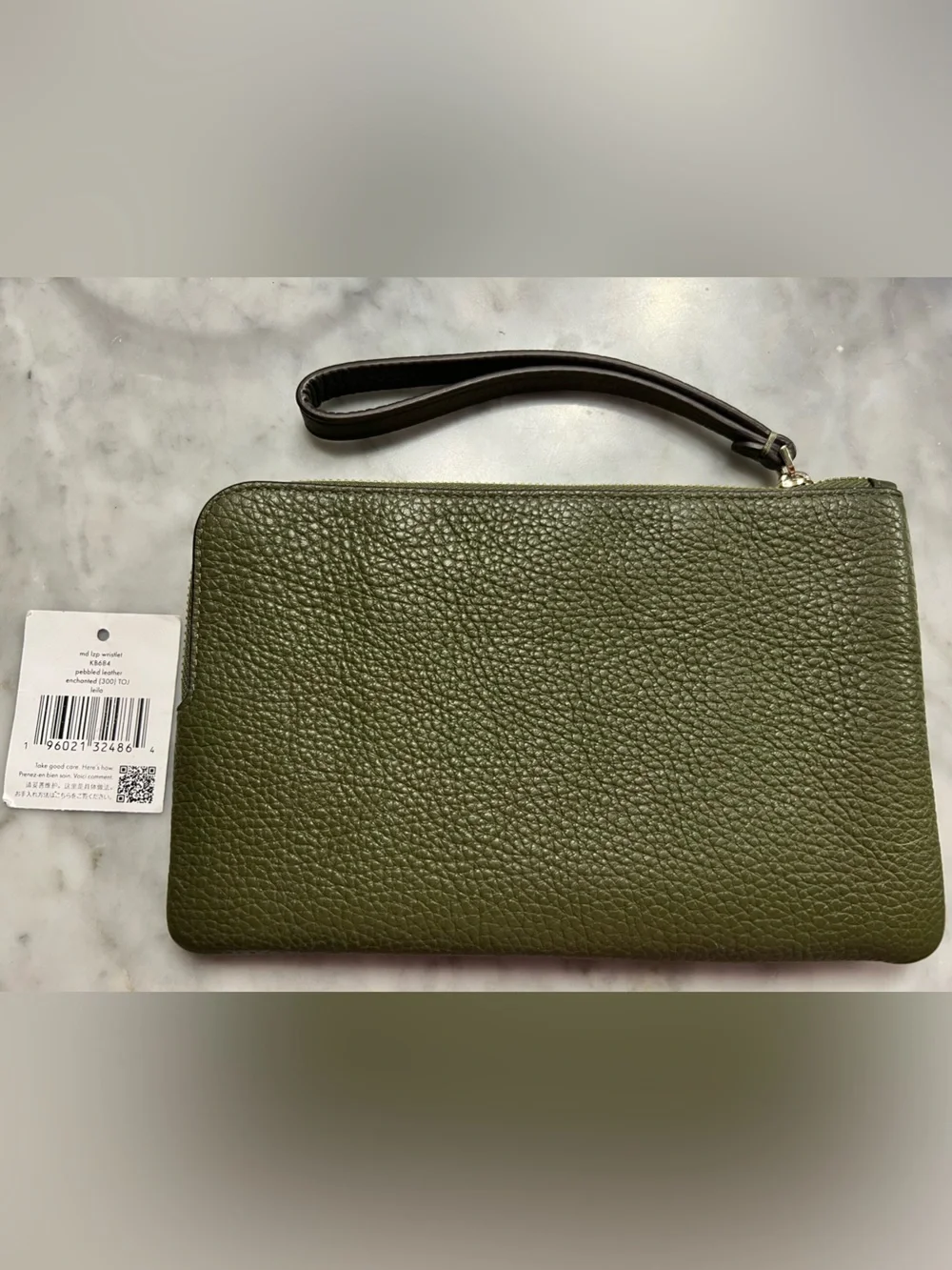 EUC! Kate Spade - Enchanted Green pebbled leather L-Zip Wristlet/Clutch$138! - Picture 6 of 10